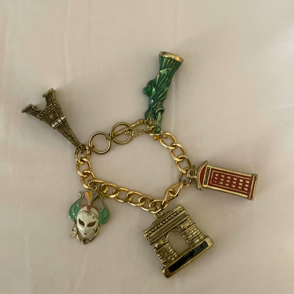 New York Charm Bracelet